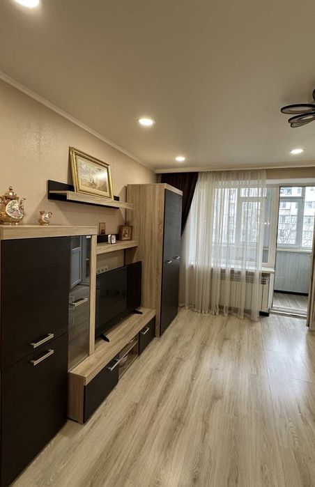 Квартира с ремонтом мебелью и техникой на Котовского!