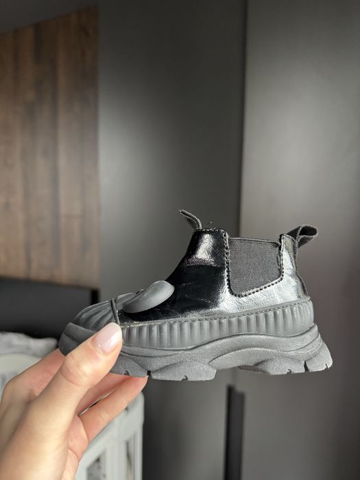 Чобітки чорні zara 21 розмір