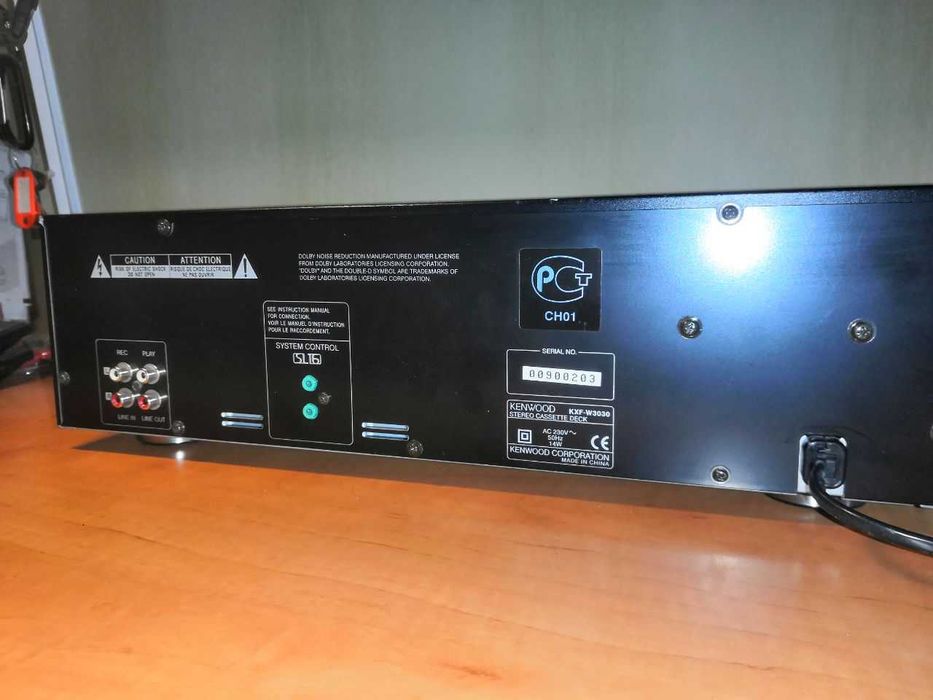 Двохкасетна дека Kenwood KXF-W3030