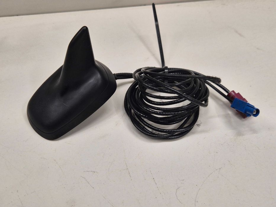 vw audi a3 8p sportback antena nawigacji navi radia rekinek fabryczna