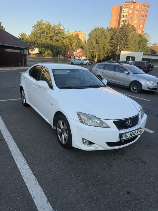 Lexus