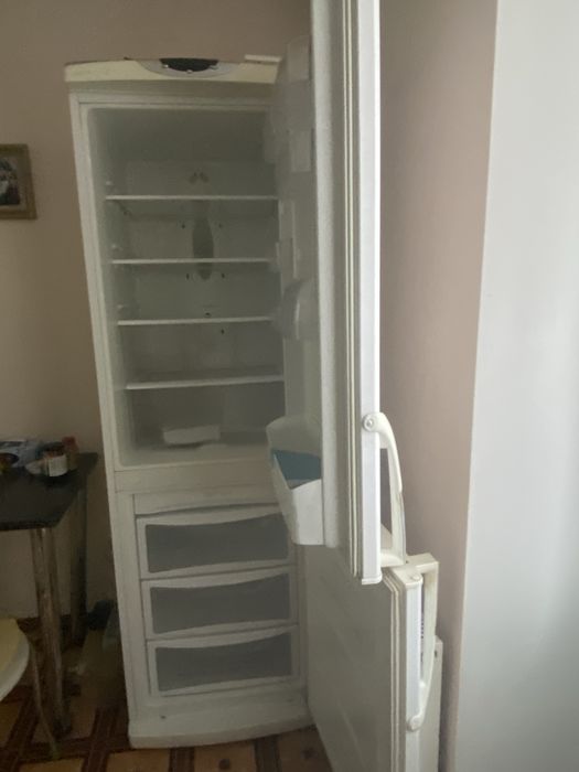 Продам холодильник б/у