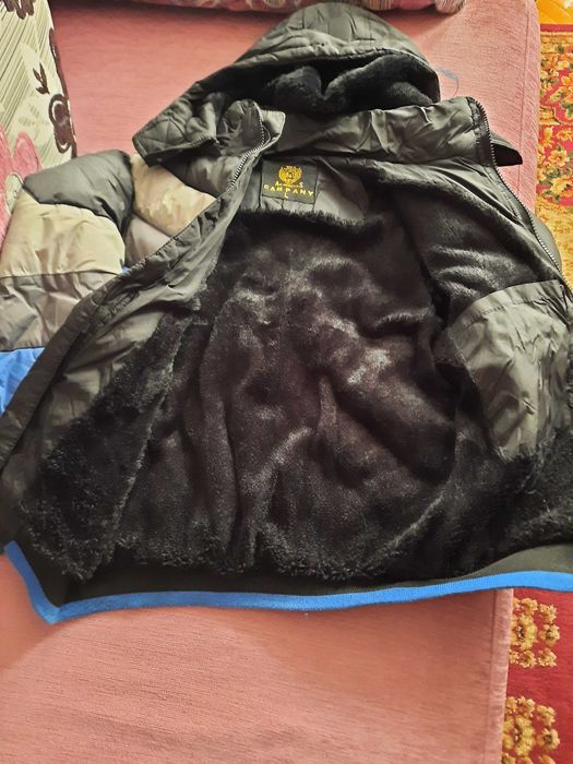 Куртка зимова на ріст 128 см  6-7 років