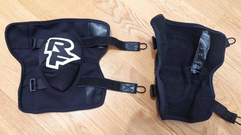 Cotoveleiras RF - Race face "Novas" Tamanho S-M - Junior