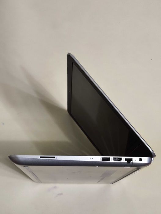 Ноутбук HP Pavilion 15-AU030NR IPS 15.6" 6-Core i7/DDR4 8Gb/256SSD