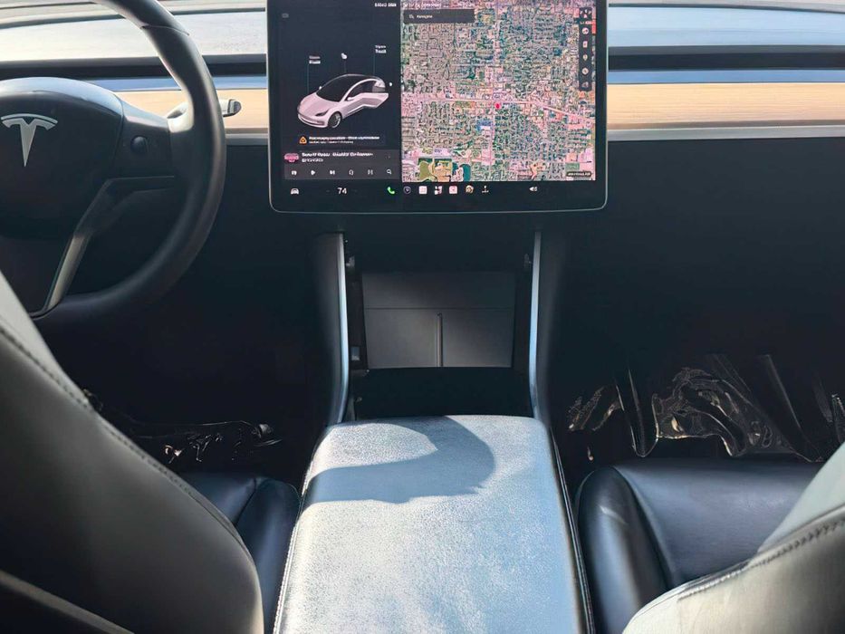 Tesla Model 3 Performance      2020