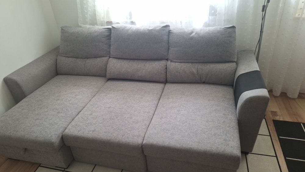 Sofá com chaise longue
