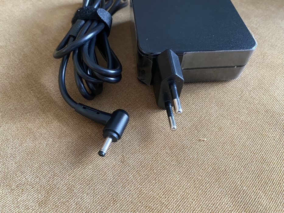 Блок питания для ноутбука Asus 65W 20V 3.25A