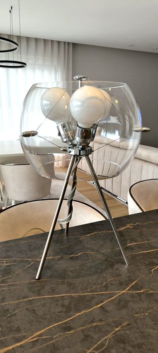 Candeeiro Moderno – Design Elegante