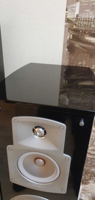 Колонки Yamaha NS 777