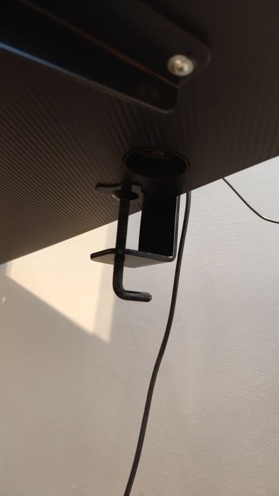 Monitor LG + uchwyt do biurka