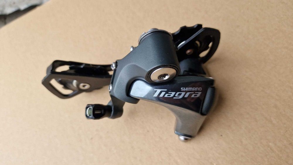 Przerzutka Tiagra 10 rd-4700 kompatybilna też z 105 Ultegra GRX 11 tył