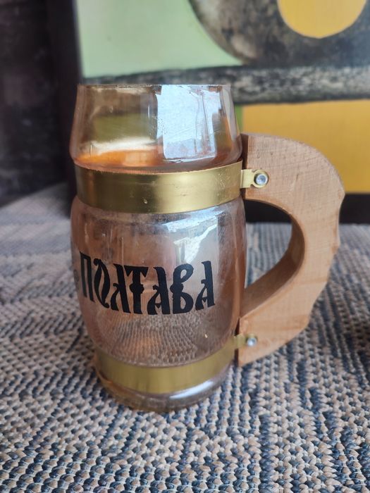 Szklany kufel z czasów PRL