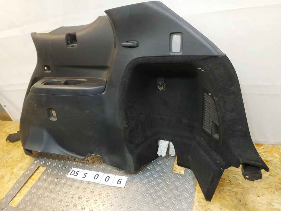 Mazda CX9 2016-2024 обшивка (карта) багажника R DS5006 TK4868850