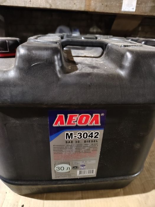 Гідравлічні та моторні мастила Леол, KSM,Power,Temol.