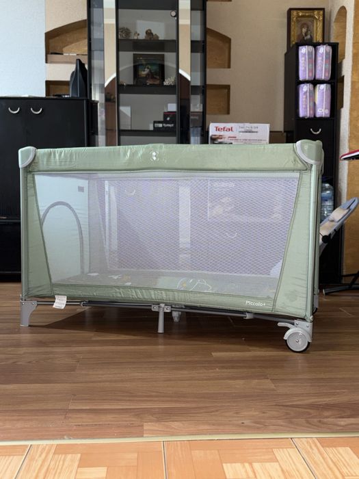 Дитяче ліжечко Carrello Piccolo Plus.