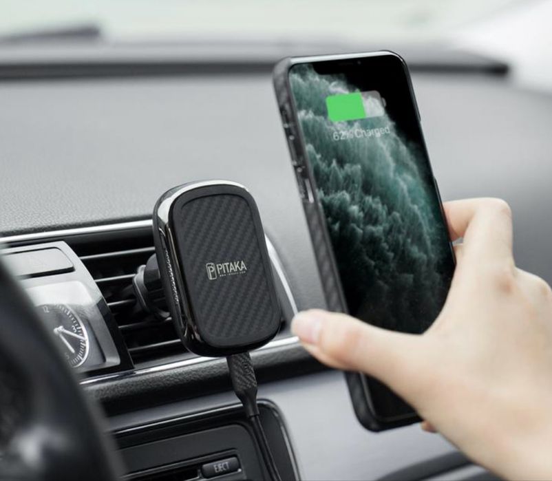 Pitaka aвтотримач з бездротовою зарядкою MagEZ Mount Qi Car Vent