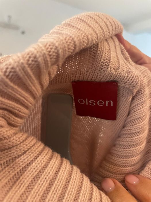 Długa sukienka z golfem Olsen