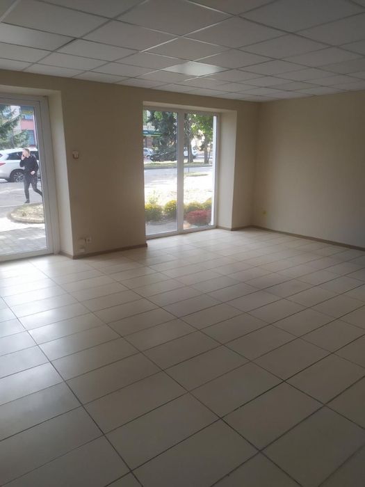 Оренда магазина 55 м2 пр Науки 76 (Гагаріна) АТБ Аврора 880 грн м2