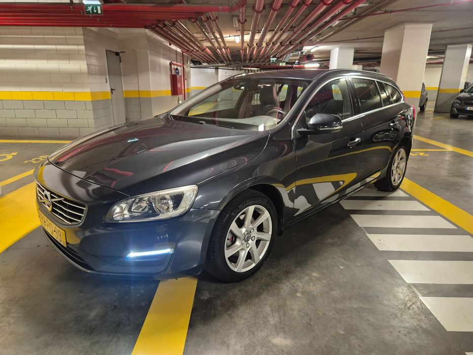 Volvo V60 1.6 D2 Momentum Eco