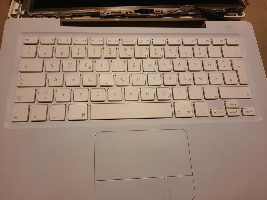 MacBoock  на запчастини