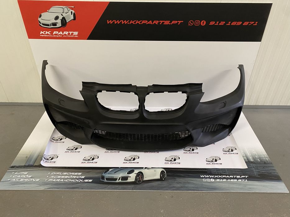 LIP SPOILER DA FRENTE PALA ABA LÂMINA AVENTAL LÁBIO FRONTAL BMW SÉRIE 1 E81 E82 E87 E88 LOOK M2 M PERFORMANCE M2 COMPETITION PARA 3 E 5 PORTAS NOVO