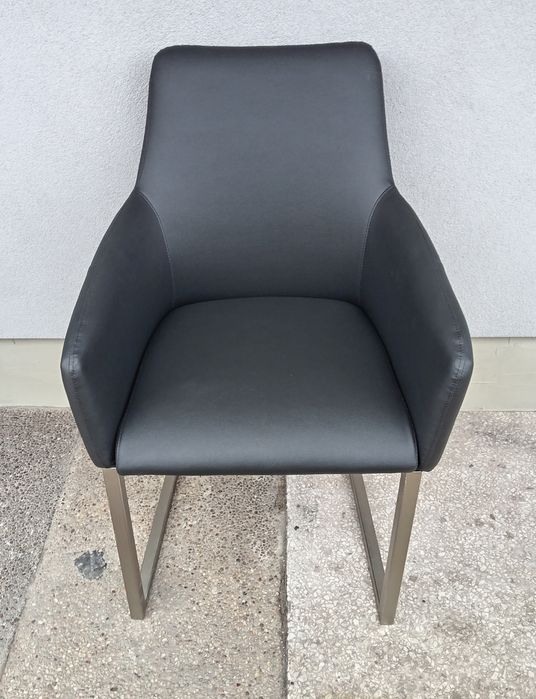 Krzesła tapicerowane czarne 6 sztuk