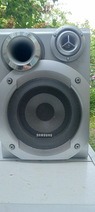 Колонка музцентра Samsung 150 грн