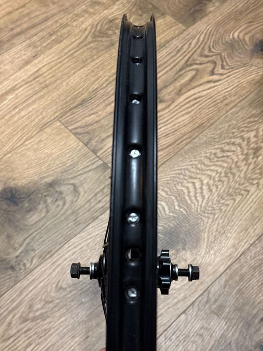 Koło 26” Obręcz Dirt DH Excalibur