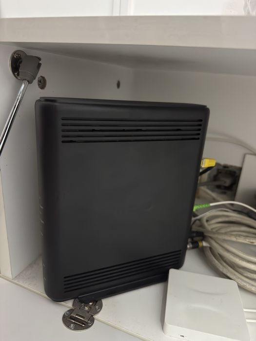 Router MEO FiberGateway Wi-Fi 6 – Como Novo -