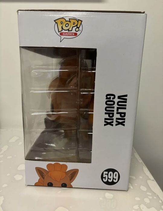 Funko Pop 599 Vulpix Jumbo Size64284034050307122
