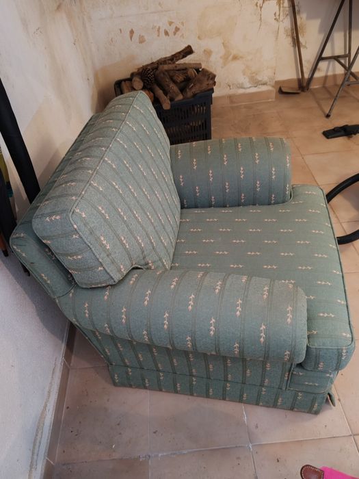Vendo poltrona individual de alta qualidade