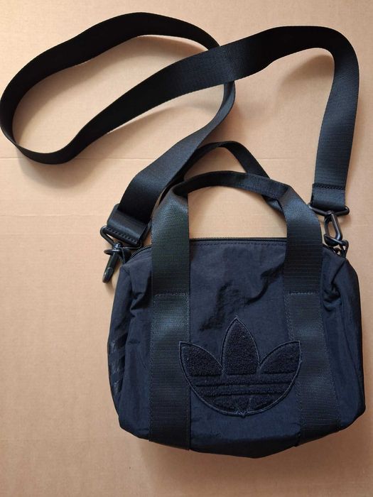 Torba Adidas Trefoil Chenille Crossbody Bag
