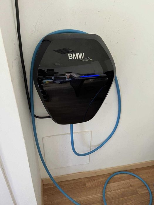 Carregador BMW i Wallbox Gen 2 – original (usado, ótimo estado)