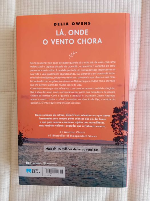 Livro Lá, Onde o Vento Chora de Delia Owens
