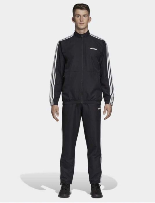 Костюм adidas спортивный