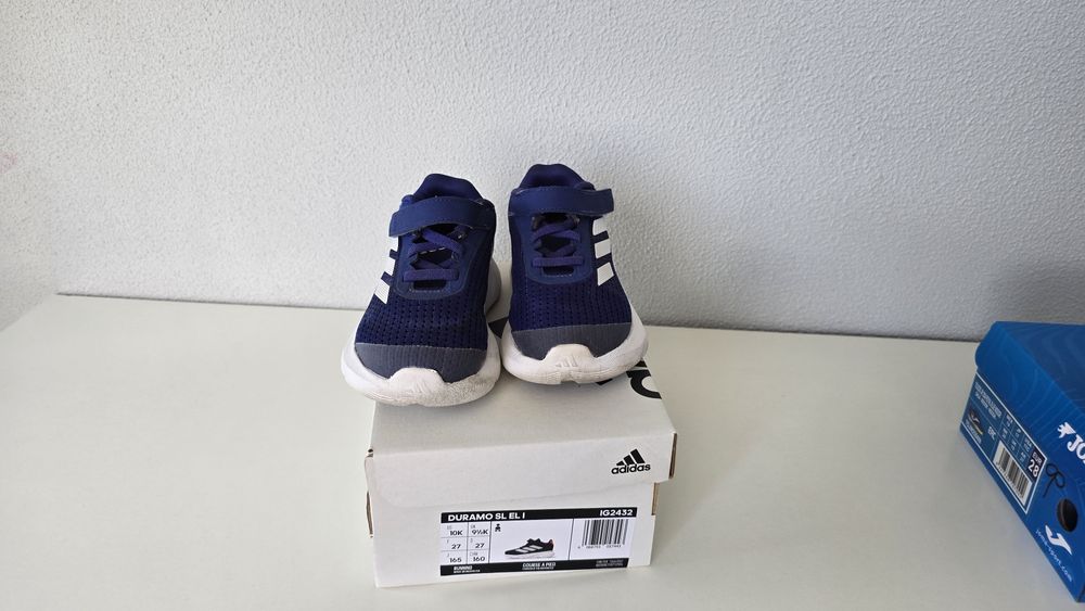 Дитячі кросівки Adidas оригінальні 27 розмір