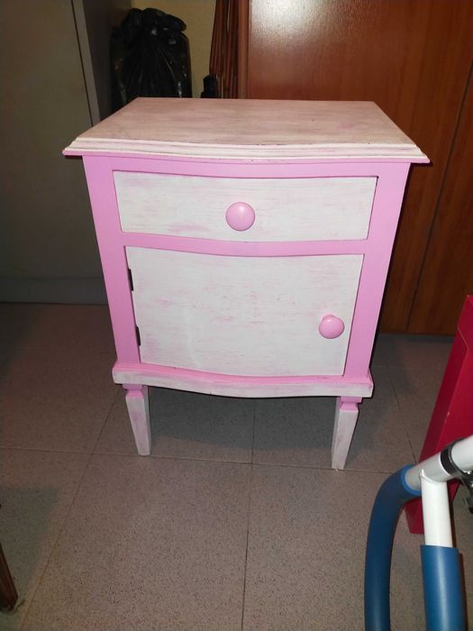 Cómoda Decorativa e de Arrumação (Promoção de halloween)