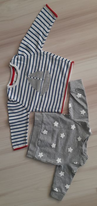 Zestaw 9szt: Bluza, Sweter r.68-74

1. Bluza z kapturem Niebie