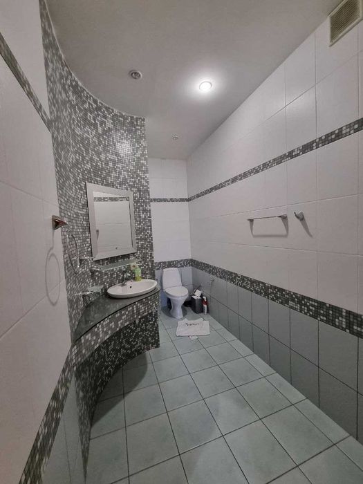 Продаж будинку в центрі