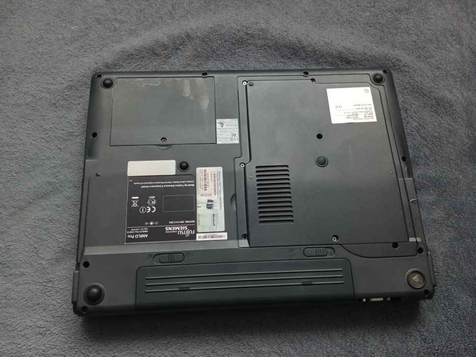 Laptop Fujitsu Siemens Amilo pro