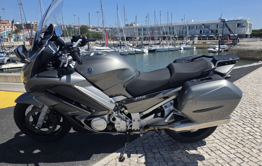 Yamaha  FJR  1300