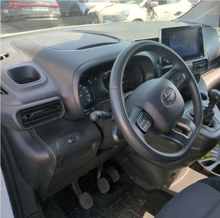 Toyota proace city 3lugares