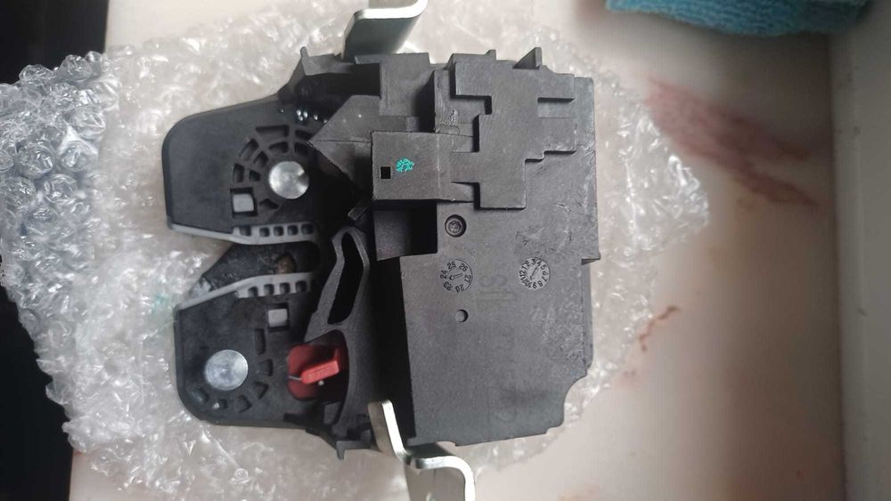 Fechadura da mala de Mercedes w169, A e B, 2004 a 2012.