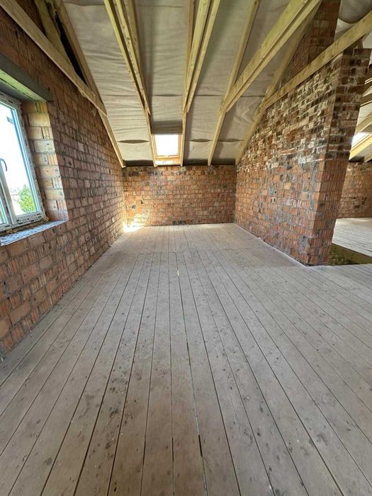 Продаж будинку з підведеними комунікаціями с.Наварія.Без комісії!