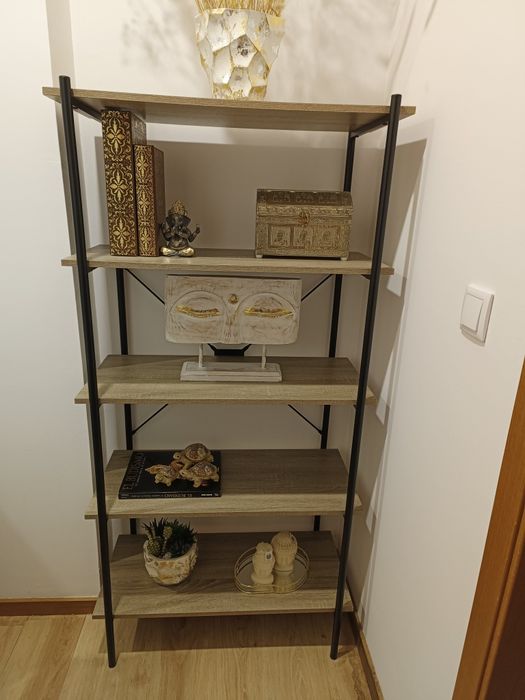 Estante com prateleiras estruta metal preto
