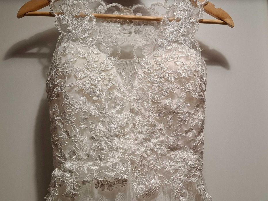 NOWA piękna biała sukienka na każdą okazję