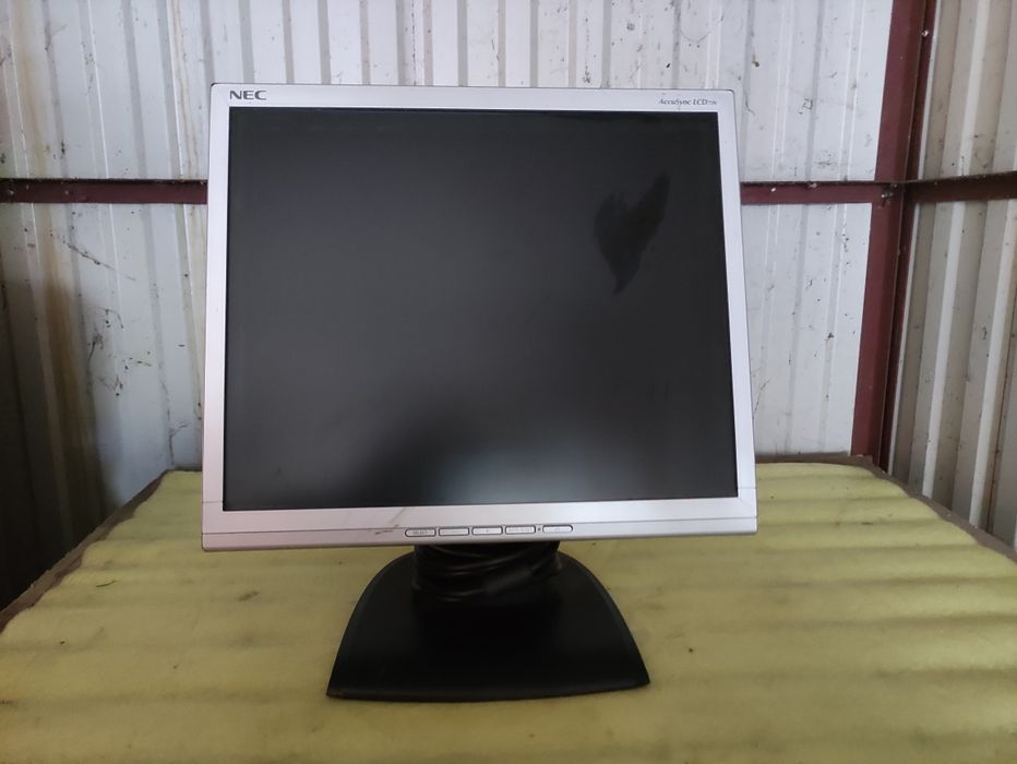 Monitor NEC AccuSync LCD73V