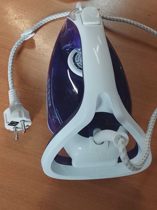Nowe - żelazko Tefal - 2400W - sprawne / Polecam