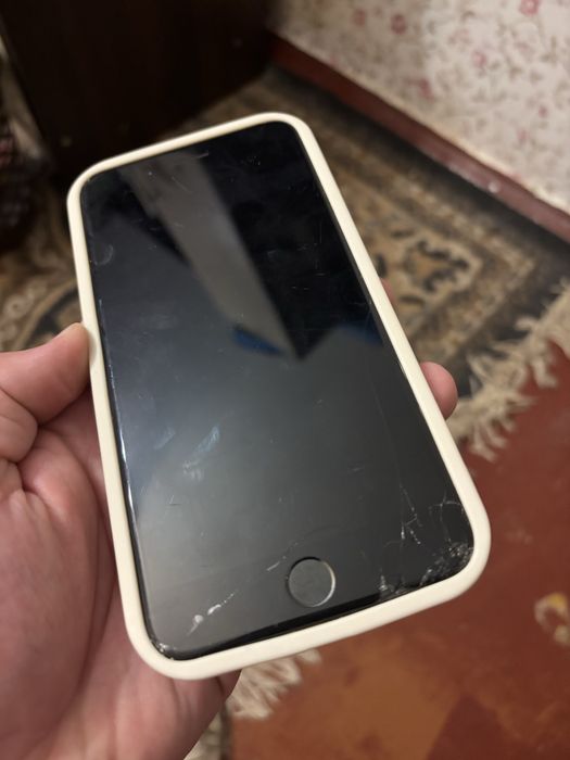 Iphone 8 plus 64gb битий